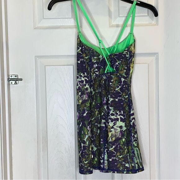 Lululemon Dancing Warrior Tank Size 6 - Picture 2 of 6